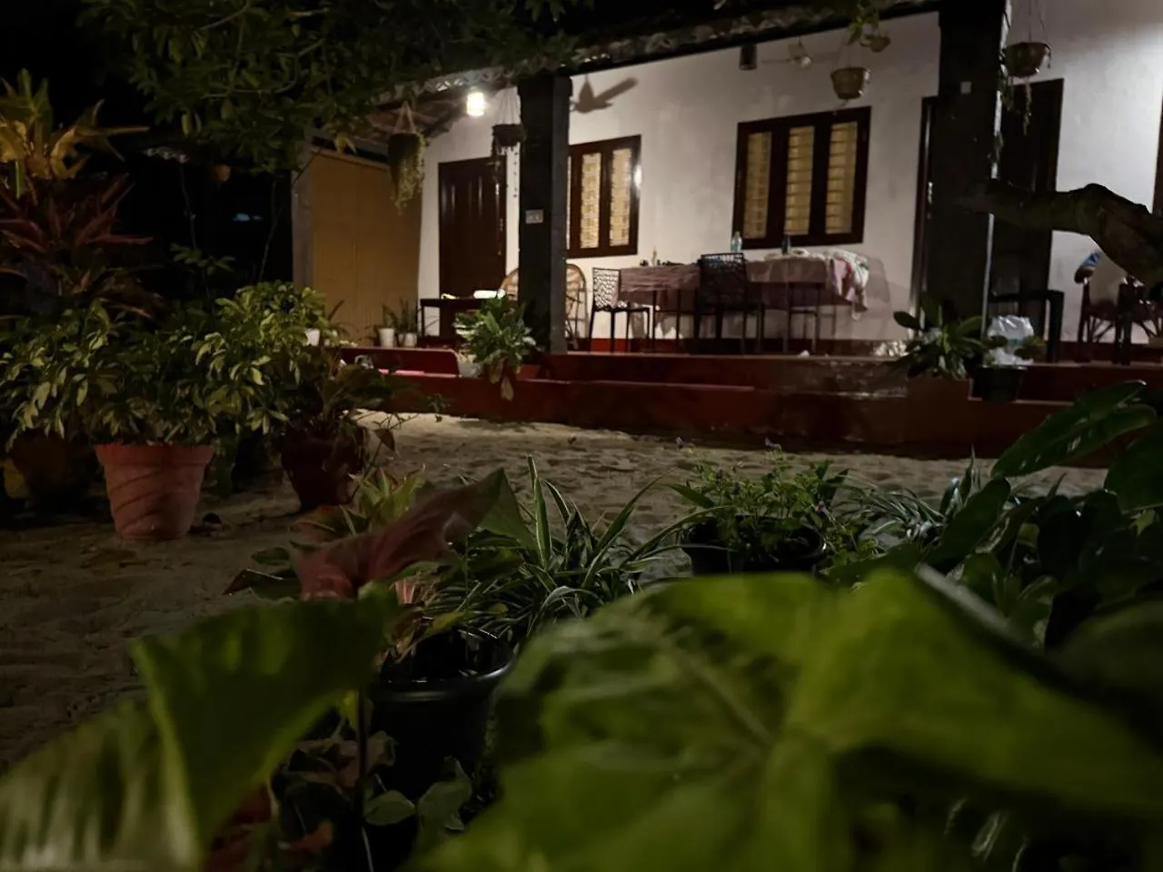 Marari Adonis Beach Villa 마라리쿨람
